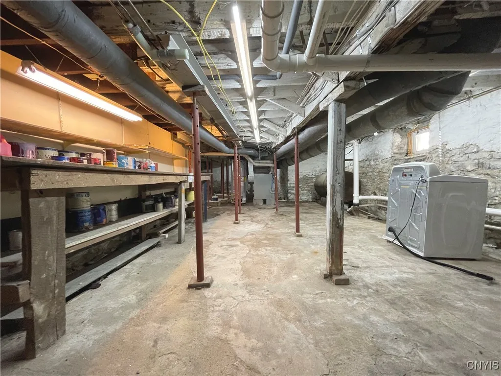 125 Flower Avenue East, Watertown City, New York 1, Watertown City, New York 13601, 4 Bedrooms Bedrooms, 9 Rooms Rooms,3 BathroomsBathrooms,Residential Lease,For Rent,125 Flower Avenue East, Watertown City, New York 1,0,S1636372