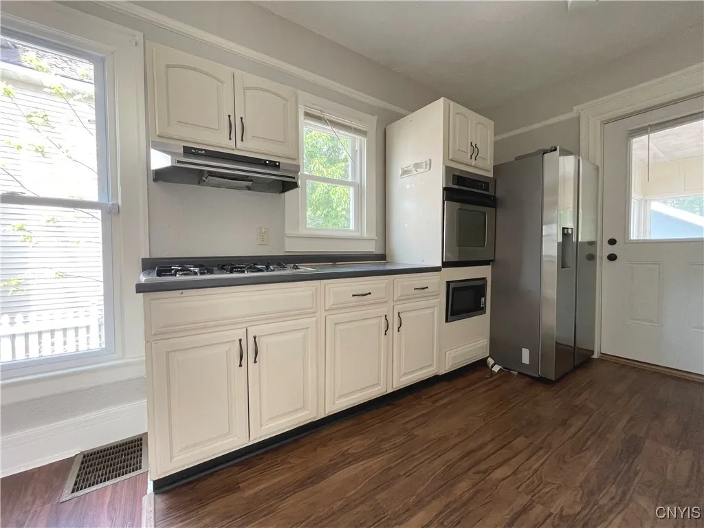 125 Flower Avenue East, Watertown City, New York 1, Watertown City, New York 13601, 4 Bedrooms Bedrooms, 9 Rooms Rooms,3 BathroomsBathrooms,Residential Lease,For Rent,125 Flower Avenue East, Watertown City, New York 1,0,S1636372