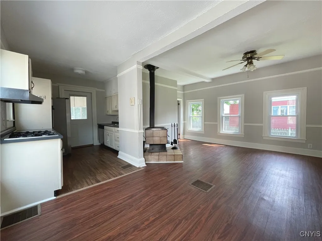 125 Flower Avenue East, Watertown City, New York 1, Watertown City, New York 13601, 4 Bedrooms Bedrooms, 9 Rooms Rooms,3 BathroomsBathrooms,Residential Lease,For Rent,125 Flower Avenue East, Watertown City, New York 1,0,S1636372