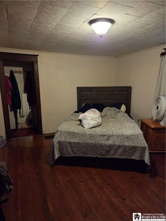9 Beech Street, Jamestown, New York 14701, Jamestown, New York 14701, 6 Bedrooms Bedrooms, ,2 BathroomsBathrooms,Residential,For Sale,9 Beech Street, Jamestown, New York 14701,0,R1636426