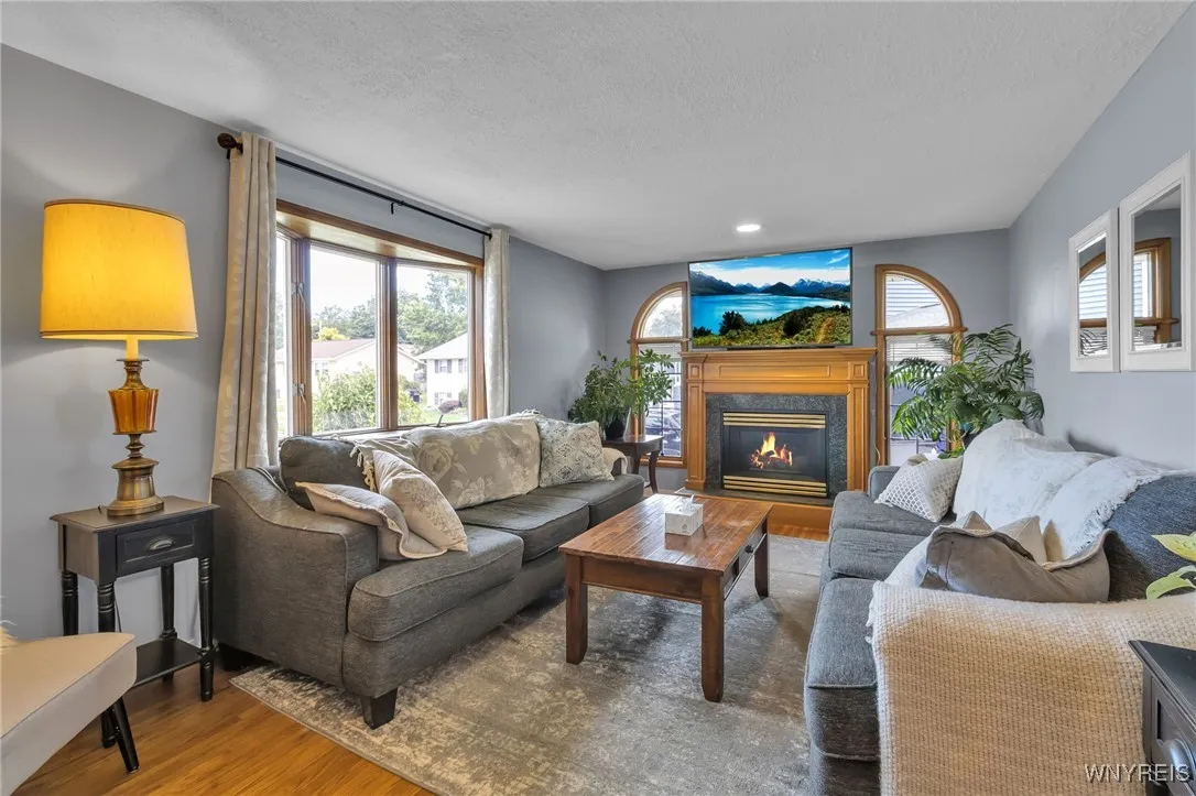 82 Bernice Drive, West Seneca, New York 14224, West Seneca, New York 14224, 3 Bedrooms Bedrooms, 7 Rooms Rooms,1 BathroomBathrooms,Residential,For Sale,82 Bernice Drive, West Seneca, New York 14224,0,B1636430