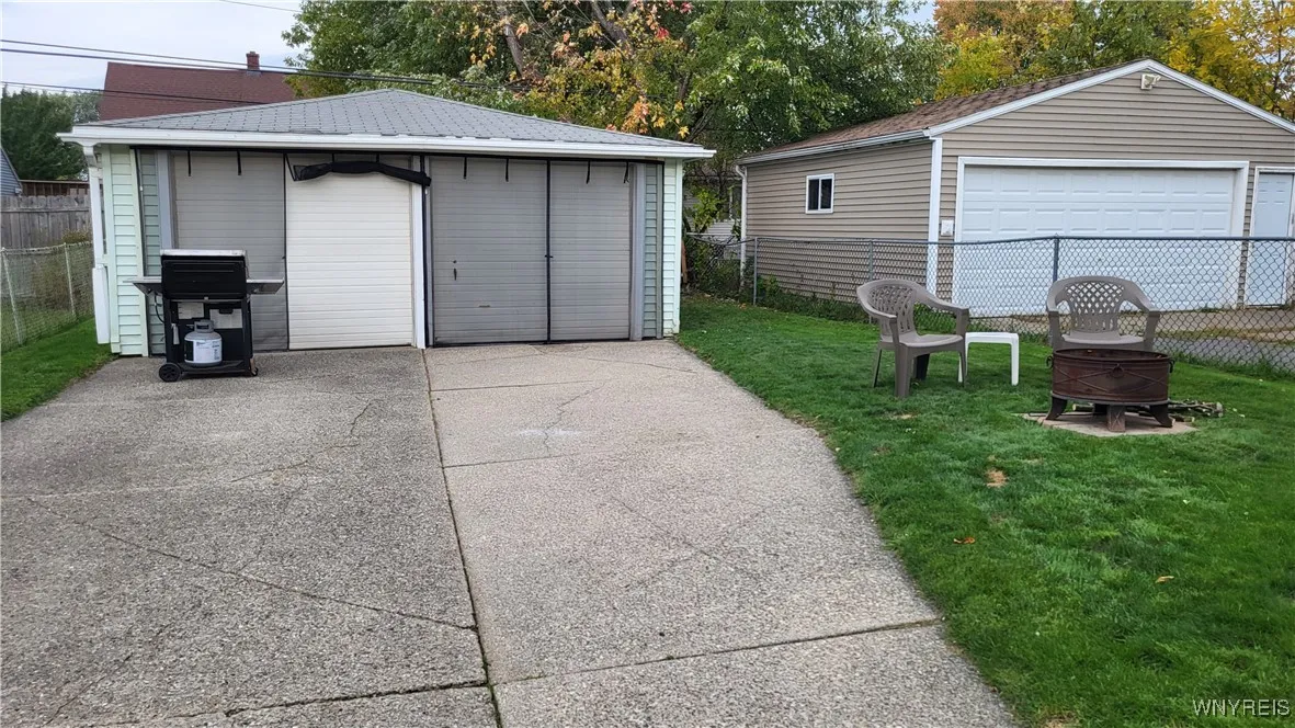 548 Marilla Street, Buffalo, New York 14220, Buffalo, New York 14220, 3 Bedrooms Bedrooms, 6 Rooms Rooms,1 BathroomBathrooms,Residential,For Sale,548 Marilla Street, Buffalo, New York 14220,0,B1636188