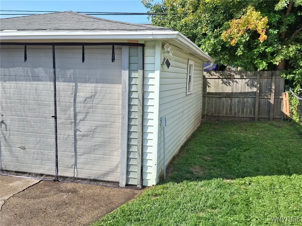 548 Marilla Street, Buffalo, New York 14220, Buffalo, New York 14220, 3 Bedrooms Bedrooms, 6 Rooms Rooms,1 BathroomBathrooms,Residential,For Sale,548 Marilla Street, Buffalo, New York 14220,0,B1636188