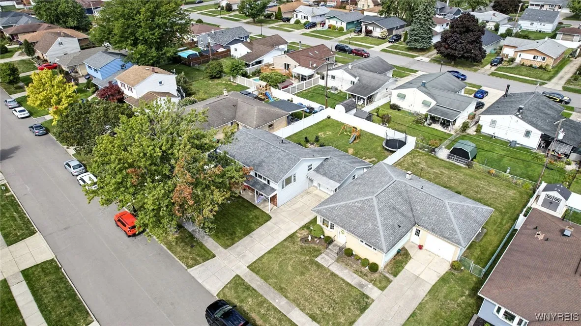 226 Temple Drive, Cheektowaga, New York 14225, Cheektowaga, New York 14225, 4 Bedrooms Bedrooms, 7 Rooms Rooms,2 BathroomsBathrooms,Residential,Closed,226 Temple Drive, Cheektowaga, New York 14225,0,B1636095