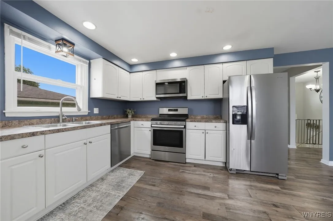 226 Temple Drive, Cheektowaga, New York 14225, Cheektowaga, New York 14225, 4 Bedrooms Bedrooms, 7 Rooms Rooms,2 BathroomsBathrooms,Residential,Closed,226 Temple Drive, Cheektowaga, New York 14225,0,B1636095