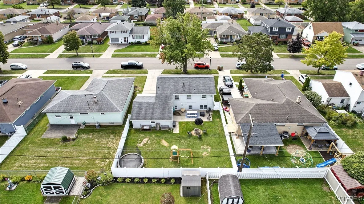 226 Temple Drive, Cheektowaga, New York 14225, Cheektowaga, New York 14225, 4 Bedrooms Bedrooms, 7 Rooms Rooms,2 BathroomsBathrooms,Residential,Closed,226 Temple Drive, Cheektowaga, New York 14225,0,B1636095