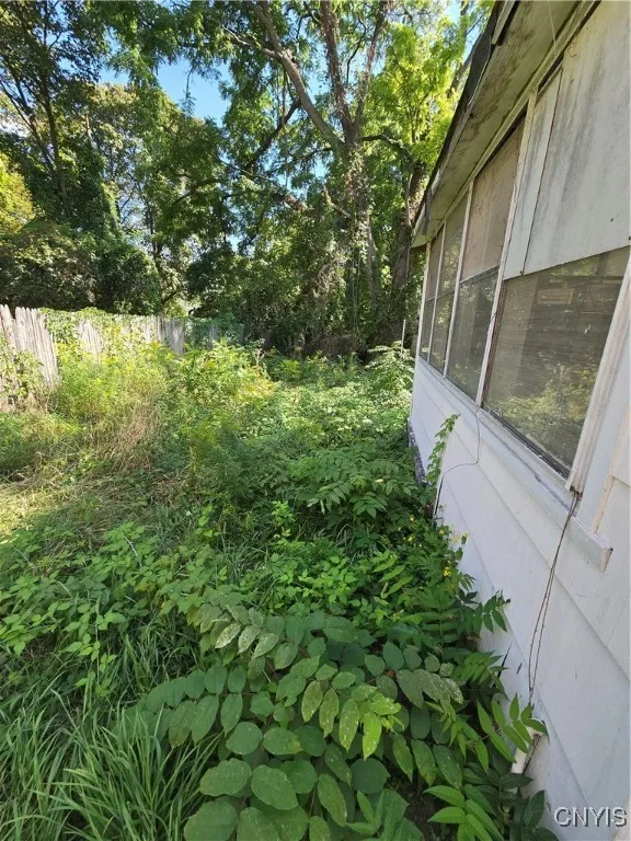 108 Hartley Street, Syracuse, New York 13203, Syracuse, New York 13203, 3 Bedrooms Bedrooms, 6 Rooms Rooms,1 BathroomBathrooms,Residential,For Sale,108 Hartley Street, Syracuse, New York 13203,0,S1636469