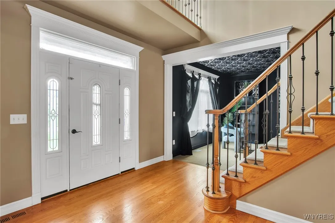 5657 Glen Iris Drive, Clarence, New York 14032, Clarence, New York 14032, 6 Bedrooms Bedrooms, 13 Rooms Rooms,5 BathroomsBathrooms,Residential,For Sale,5657 Glen Iris Drive, Clarence, New York 14032,0,B1636265