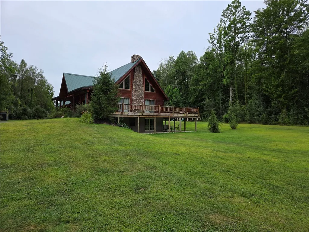 5517 Norris Road, Huron, New York 14516, Huron, New York 14516, 3 Bedrooms Bedrooms, 8 Rooms Rooms,4 BathroomsBathrooms,Residential,For Sale,5517 Norris Road, Huron, New York 14516,0,R1635395