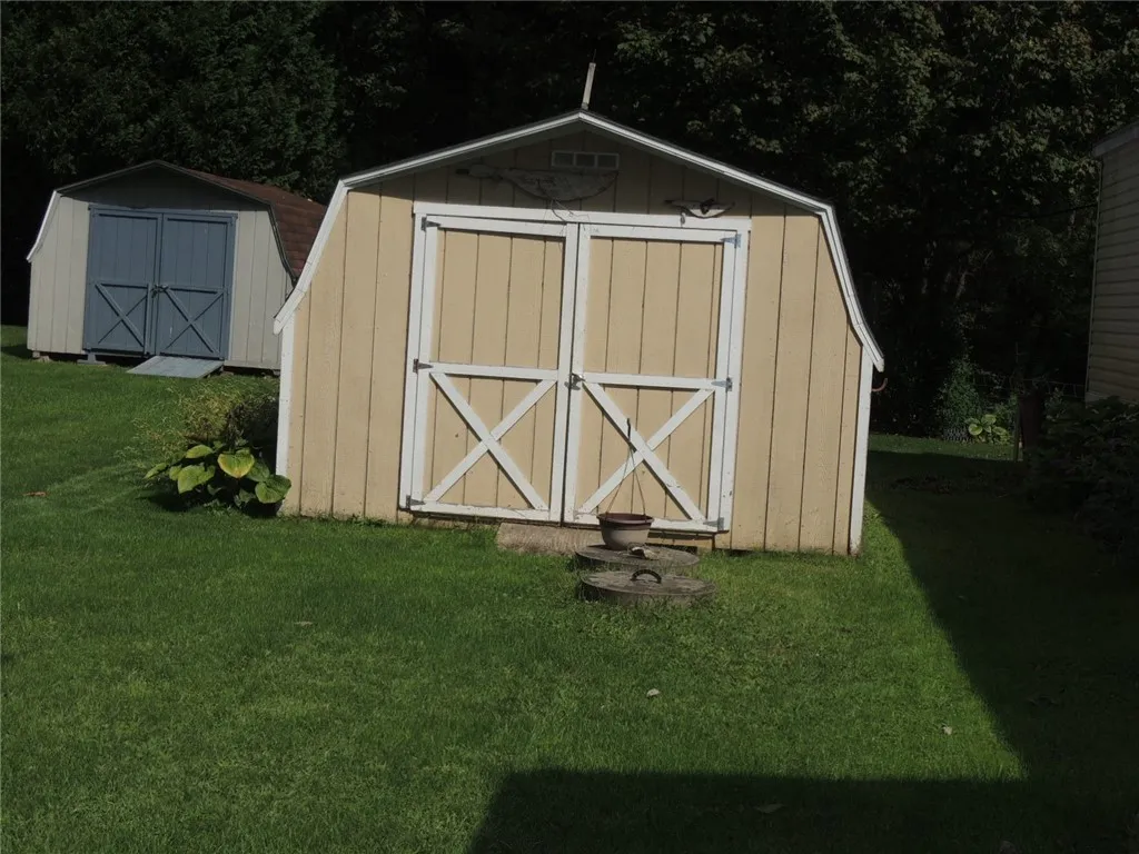 147 Paddock Park Lane, Guilford, New York 13733, Bainbridge, New York 13733, 3 Bedrooms Bedrooms, 6 Rooms Rooms,2 BathroomsBathrooms,Residential,For Sale,147 Paddock Park Lane, Guilford, New York 13733,0,R1636511