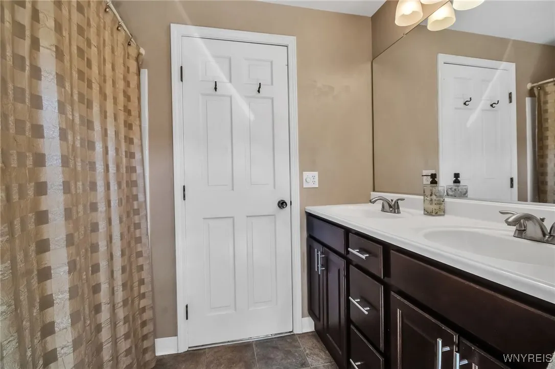 59 Timberlane Drive, Amherst, New York 14221, Amherst, New York 14221, 4 Bedrooms Bedrooms, 10 Rooms Rooms,2 BathroomsBathrooms,Residential,Closed,59 Timberlane Drive, Amherst, New York 14221,0,B1634790