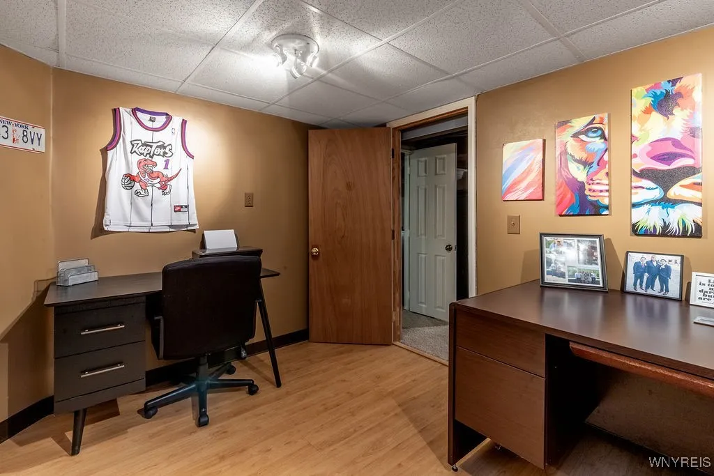 Bonus office space in basement