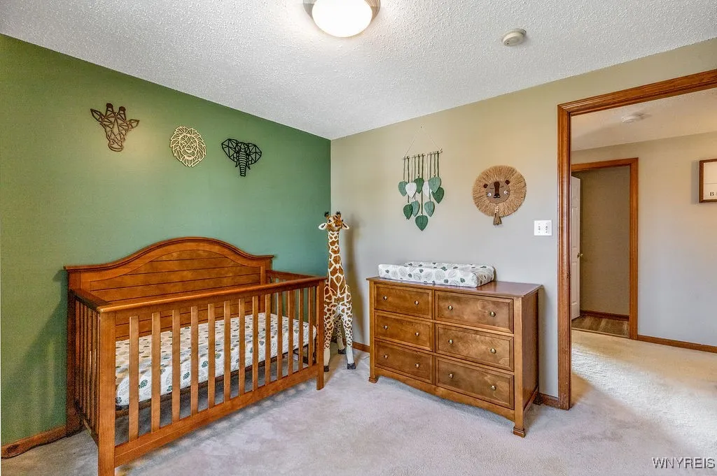 3rd bedroom upstairs