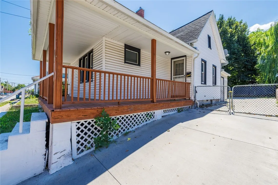 947 Clifford Ave, Rochester, New York 14621, Rochester, New York 14621, 3 Bedrooms Bedrooms, 6 Rooms Rooms,1 BathroomBathrooms,Residential,For Sale,947 Clifford Ave, Rochester, New York 14621,0,R1636109