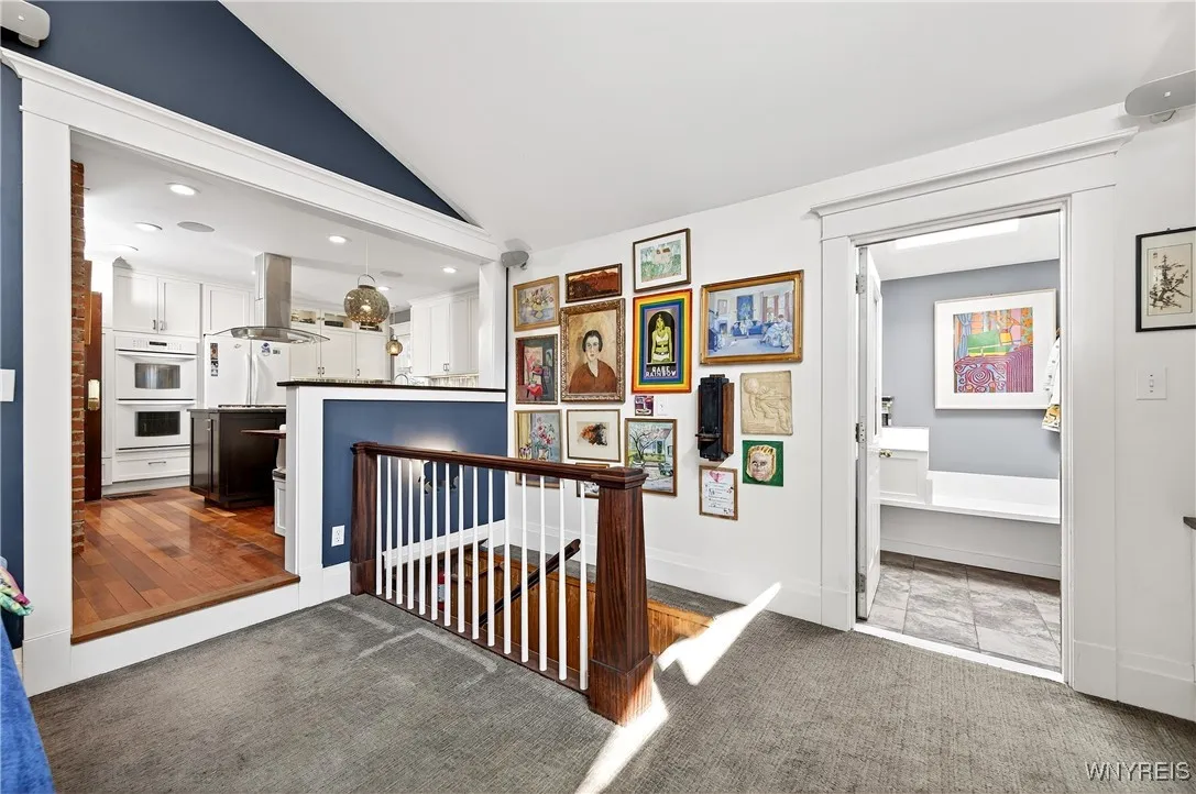 165 Summit Ave, Buffalo, New York 14214, Buffalo, New York 14214, 4 Bedrooms Bedrooms, 10 Rooms Rooms,2 BathroomsBathrooms,Residential,Closed,165 Summit Ave, Buffalo, New York 14214,0,B1636215