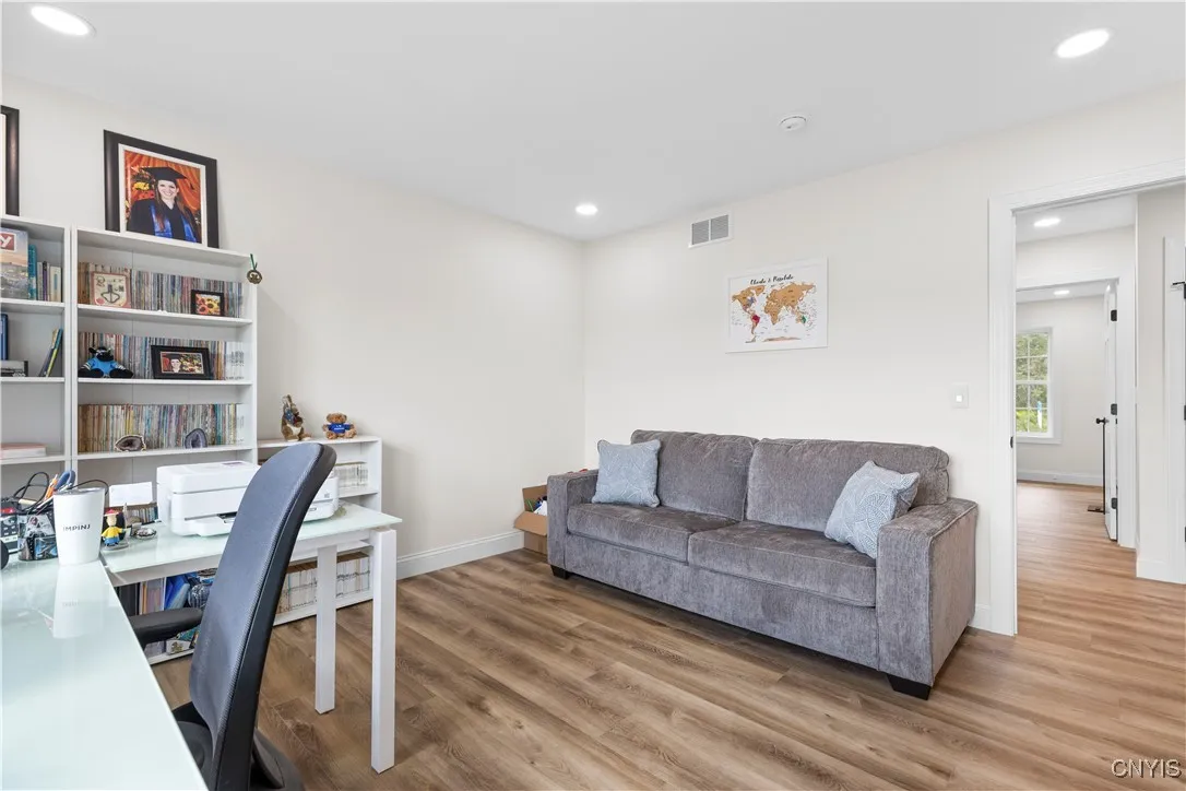 106 Peet Drive, Marcy, New York 13403, Marcy, New York 13403, 3 Bedrooms Bedrooms, 8 Rooms Rooms,2 BathroomsBathrooms,Residential,For Sale,106 Peet Drive, Marcy, New York 13403,0,S1636482