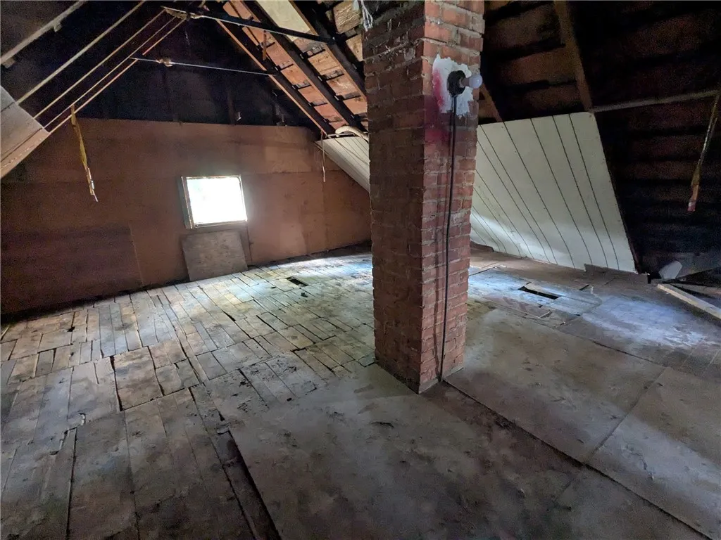 77 Roycro Drive, Rochester, New York 14621, Rochester, New York 14621, 4 Bedrooms Bedrooms, 9 Rooms Rooms,2 BathroomsBathrooms,Residential,For Sale,77 Roycro Drive, Rochester, New York 14621,0,R1636567