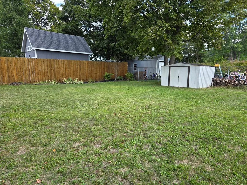 1009 Hulett Street, Horseheads, New York 14845, Horseheads, New York 14845, 4 Bedrooms Bedrooms, 7 Rooms Rooms,2 BathroomsBathrooms,Residential,For Sale,1009 Hulett Street, Horseheads, New York 14845,0,R1636601