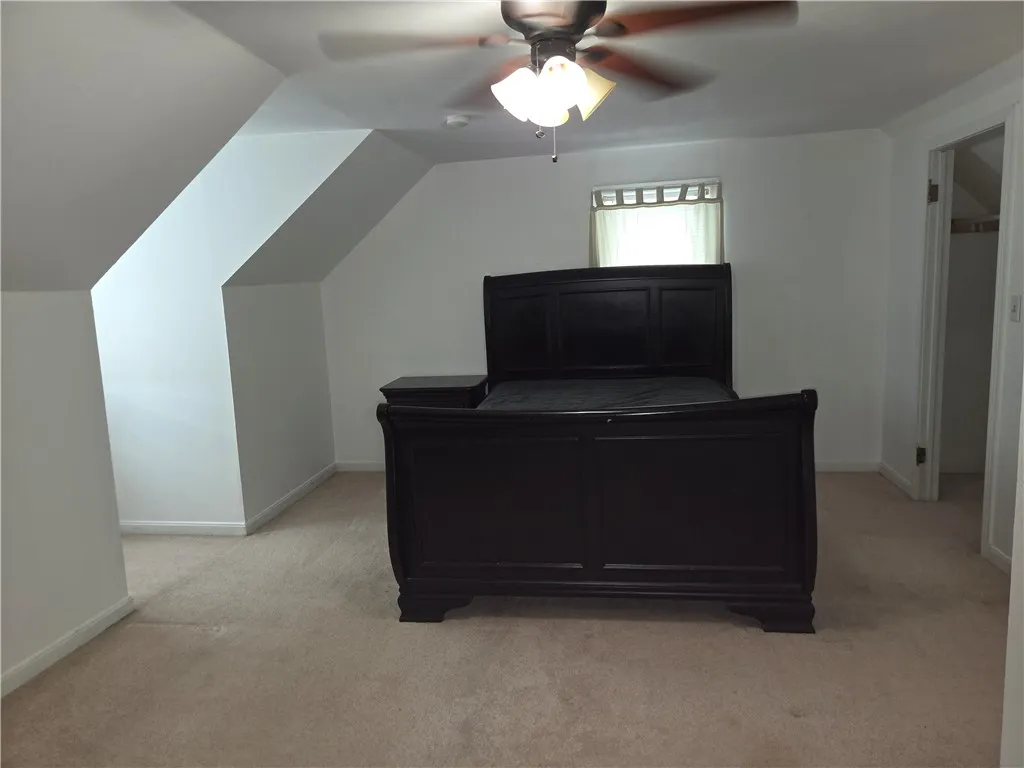 1009 Hulett Street, Horseheads, New York 14845, Horseheads, New York 14845, 4 Bedrooms Bedrooms, 7 Rooms Rooms,2 BathroomsBathrooms,Residential,For Sale,1009 Hulett Street, Horseheads, New York 14845,0,R1636601