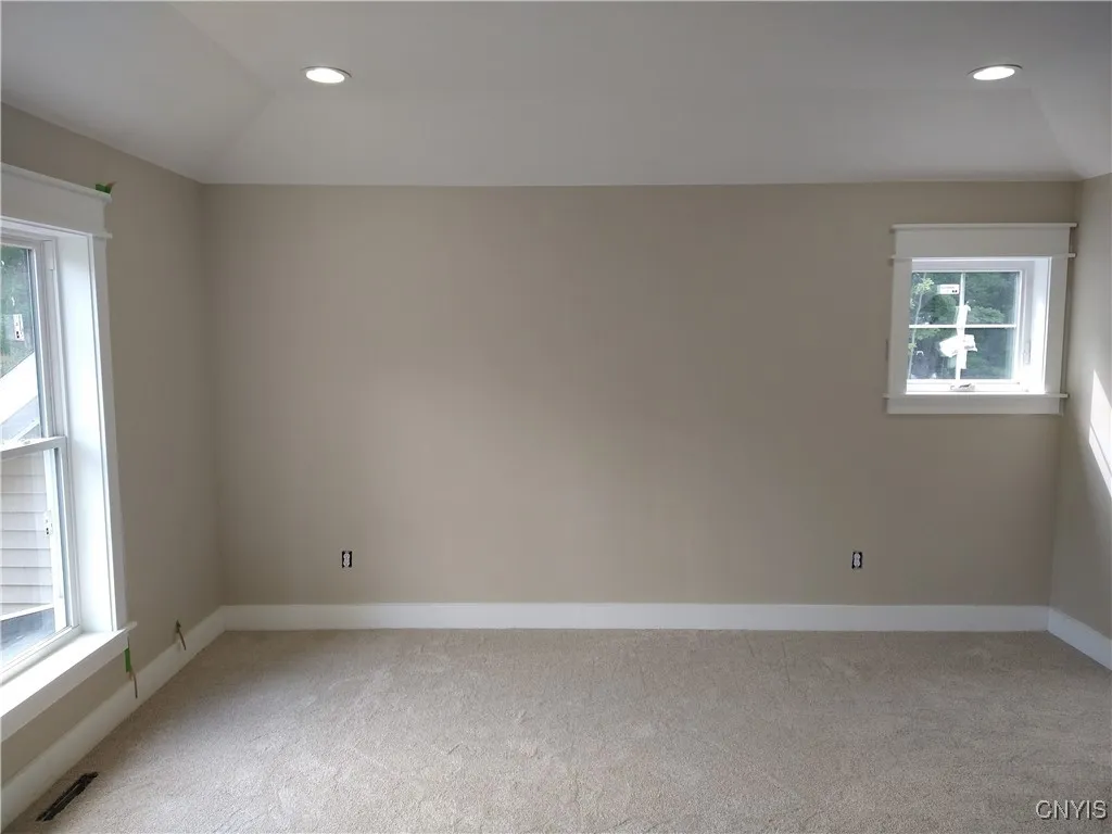 112 Topaz, Camillus, New York 13219, Camillus, New York 13219, 4 Bedrooms Bedrooms, 11 Rooms Rooms,2 BathroomsBathrooms,Residential,For Sale,112 Topaz, Camillus, New York 13219,0,S1636580