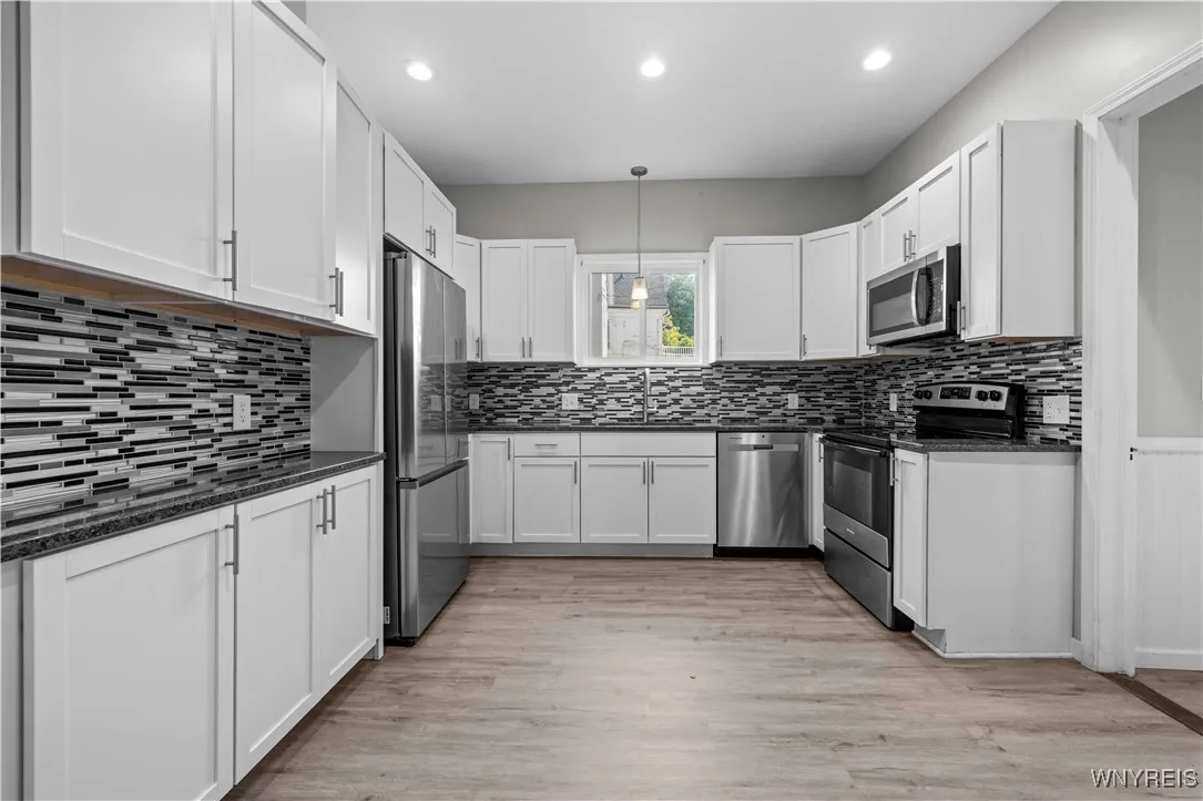 141 Loring Avenue, Buffalo, New York 14208, Buffalo, New York 14208, 4 Bedrooms Bedrooms, 11 Rooms Rooms,2 BathroomsBathrooms,Residential,For Sale,141 Loring Avenue, Buffalo, New York 14208,0,B1636097