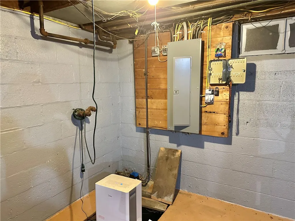 13 Summit Street, Norwich, New York 13815, Norwich, New York 13815, 5 Bedrooms Bedrooms, 13 Rooms Rooms,2 BathroomsBathrooms,Residential,For Sale,13 Summit Street, Norwich, New York 13815,0,R1636183