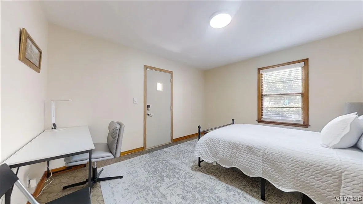 532 16th Street 1 Lower, Niagara Falls, New York 1, Niagara Falls, New York 14301, 3 Bedrooms Bedrooms, 5 Rooms Rooms,1 BathroomBathrooms,Residential Lease,For Rent,532 16th Street 1 Lower, Niagara Falls, New York 1,0,B1636609