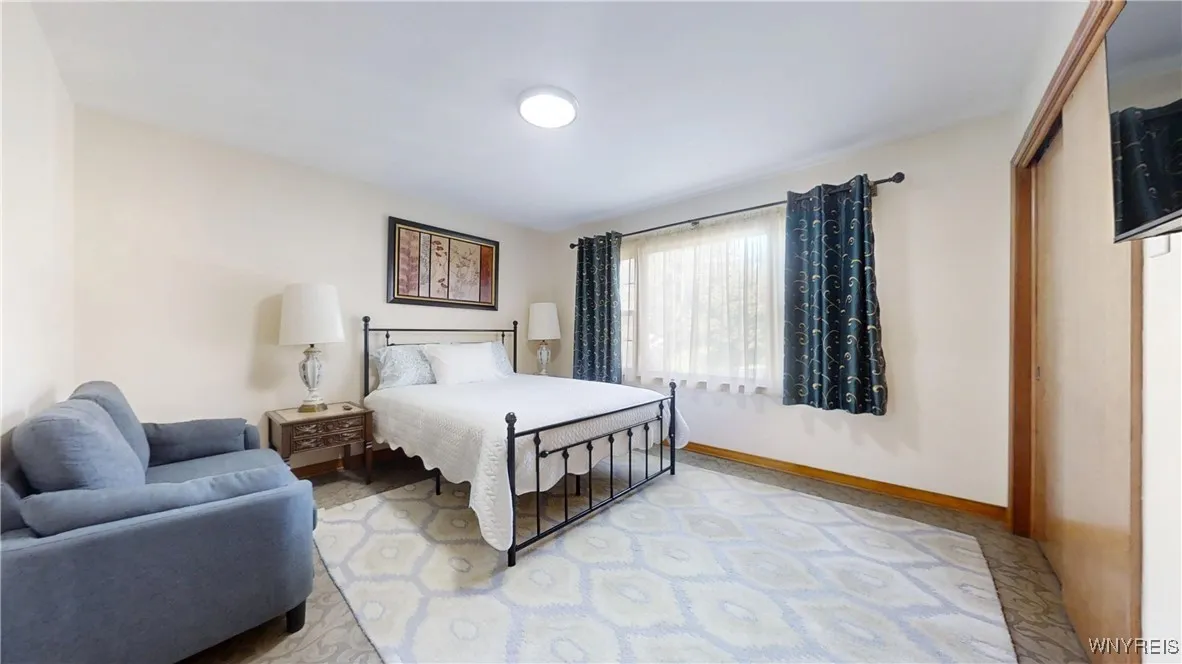 532 16th Street, Niagara Falls, New York 14301, Niagara Falls, New York 14301, 3 Bedrooms Bedrooms, 5 Rooms Rooms,1 BathroomBathrooms,Residential Lease,For Rent,532 16th Street, Niagara Falls, New York 14301,0,B1636609