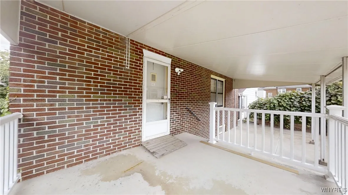 532 16th Street, Niagara Falls, New York 14301, Niagara Falls, New York 14301, 3 Bedrooms Bedrooms, 5 Rooms Rooms,1 BathroomBathrooms,Residential Lease,For Rent,532 16th Street, Niagara Falls, New York 14301,0,B1636609