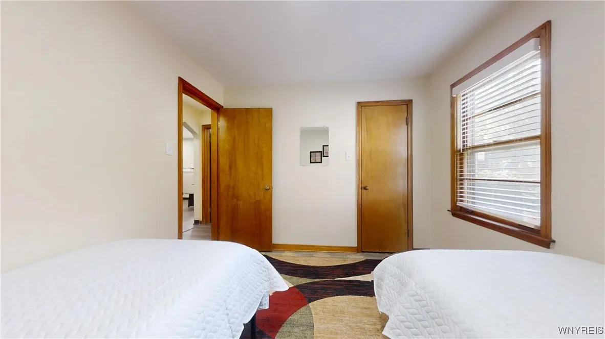 532 16th Street 1 Lower, Niagara Falls, New York 1, Niagara Falls, New York 14301, 3 Bedrooms Bedrooms, 5 Rooms Rooms,1 BathroomBathrooms,Residential Lease,For Rent,532 16th Street 1 Lower, Niagara Falls, New York 1,0,B1636609