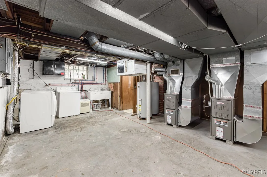 371 Hamilton Boulevard, Tonawanda, New York 14217, Tonawanda, New York 14217, 4 Bedrooms Bedrooms, ,2 BathroomsBathrooms,Residential,Closed,371 Hamilton Boulevard, Tonawanda, New York 14217,0,B1636130
