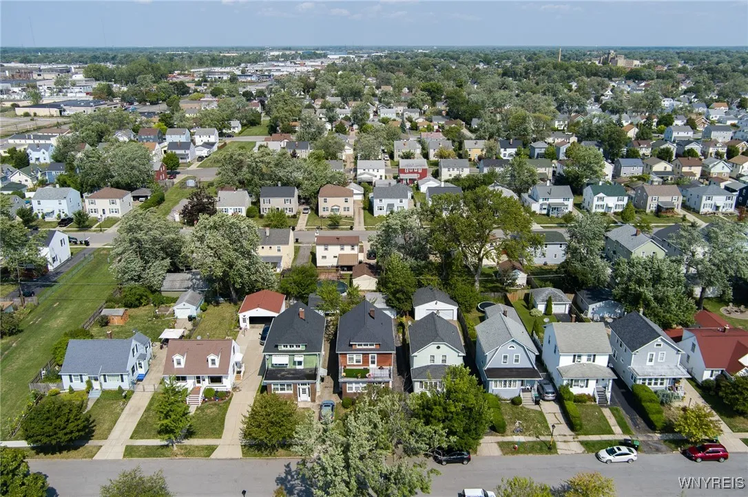 371 Hamilton Boulevard, Tonawanda, New York 14217, Tonawanda, New York 14217, 4 Bedrooms Bedrooms, ,2 BathroomsBathrooms,Residential,Closed,371 Hamilton Boulevard, Tonawanda, New York 14217,0,B1636130