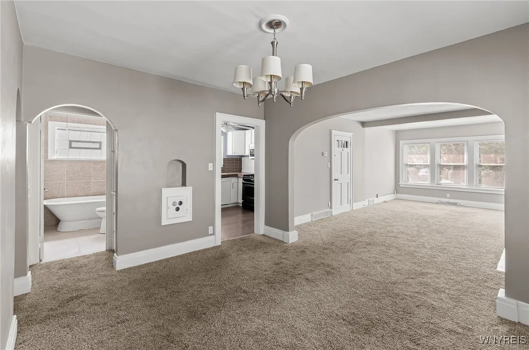 371 Hamilton Boulevard, Tonawanda, New York 14217, Tonawanda, New York 14217, 4 Bedrooms Bedrooms, ,2 BathroomsBathrooms,Residential,Closed,371 Hamilton Boulevard, Tonawanda, New York 14217,0,B1636130