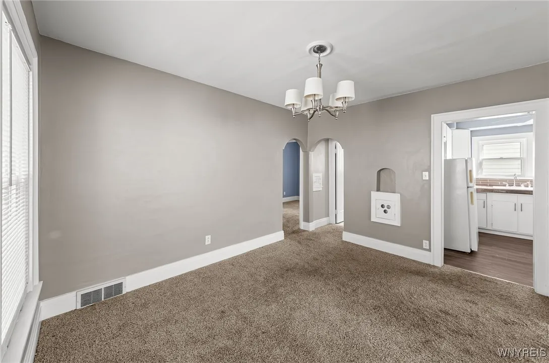 371 Hamilton Boulevard, Tonawanda, New York 14217, Tonawanda, New York 14217, 4 Bedrooms Bedrooms, ,2 BathroomsBathrooms,Residential,Closed,371 Hamilton Boulevard, Tonawanda, New York 14217,0,B1636130