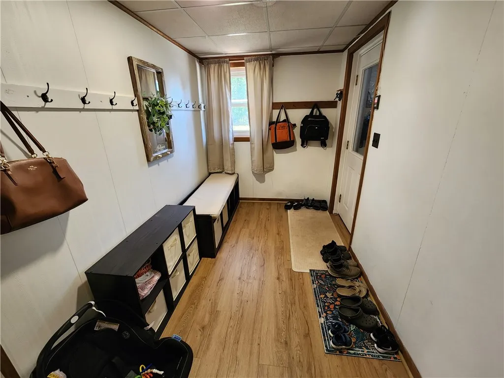 1 Pine Circle, Mt Morris, New York 14510, Mt Morris, New York 14510, 4 Bedrooms Bedrooms, 7 Rooms Rooms,2 BathroomsBathrooms,Residential,For Sale,1 Pine Circle, Mt Morris, New York 14510,0,R1635077