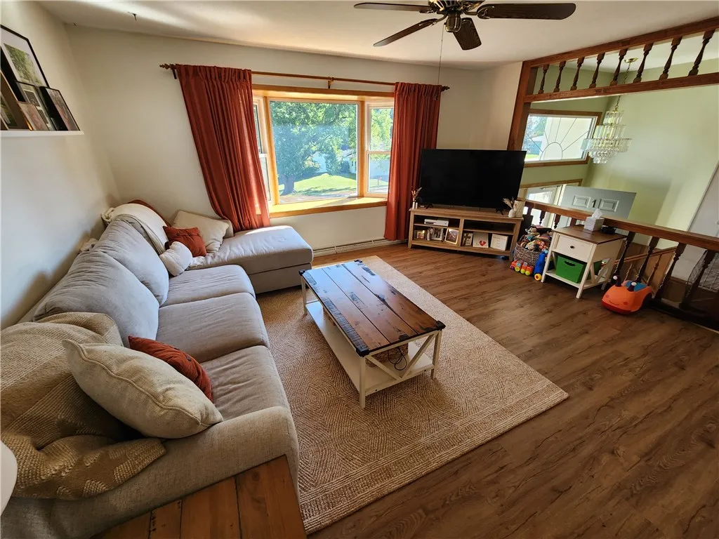 1 Pine Circle, Mt Morris, New York 14510, Mt Morris, New York 14510, 4 Bedrooms Bedrooms, 7 Rooms Rooms,2 BathroomsBathrooms,Residential,For Sale,1 Pine Circle, Mt Morris, New York 14510,0,R1635077