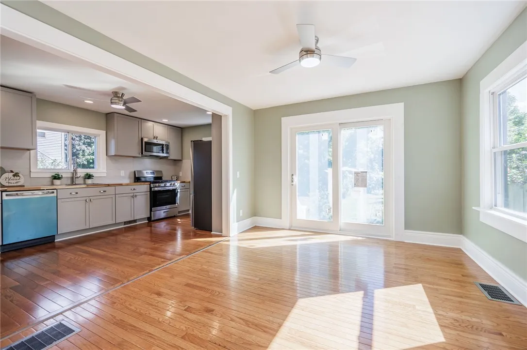 891 Ridgeway Avenue, Rochester, New York 14615, Rochester, New York 14615, 3 Bedrooms Bedrooms, 6 Rooms Rooms,1 BathroomBathrooms,Residential,Closed,891 Ridgeway Avenue, Rochester, New York 14615,0,R1636619
