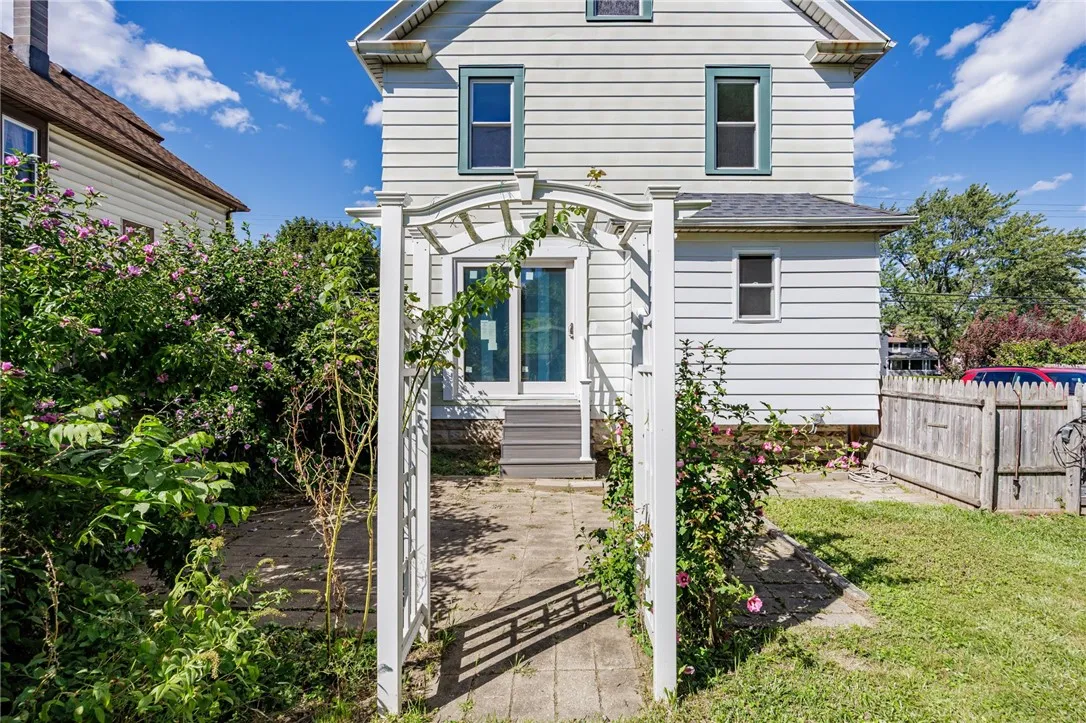 891 Ridgeway Avenue, Rochester, New York 14615, Rochester, New York 14615, 3 Bedrooms Bedrooms, 6 Rooms Rooms,1 BathroomBathrooms,Residential,Closed,891 Ridgeway Avenue, Rochester, New York 14615,0,R1636619
