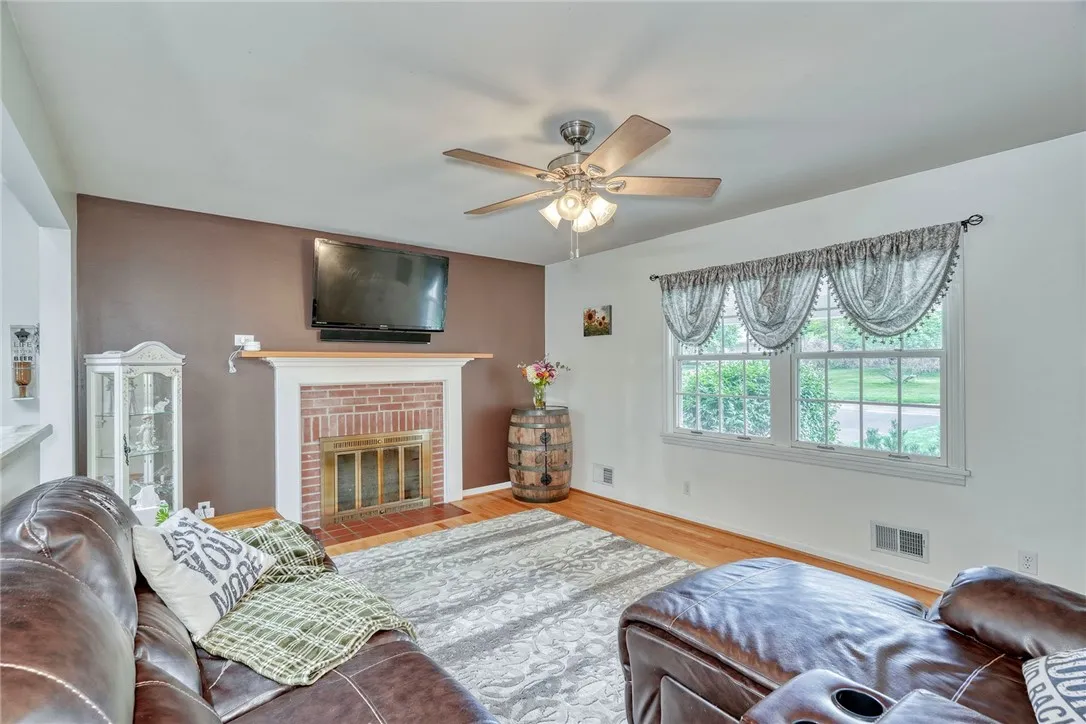 59 Arrowhead Lane, Penfield, New York 14526, Penfield, New York 14526, 4 Bedrooms Bedrooms, 8 Rooms Rooms,1 BathroomBathrooms,Residential,Closed,59 Arrowhead Lane, Penfield, New York 14526,0,R1636675
