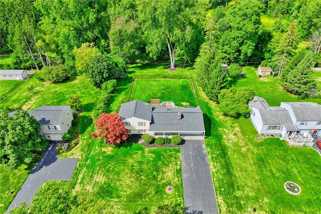 59 Arrowhead Lane, Penfield, New York 14526, Penfield, New York 14526, 4 Bedrooms Bedrooms, 8 Rooms Rooms,1 BathroomBathrooms,Residential,Closed,59 Arrowhead Lane, Penfield, New York 14526,0,R1636675