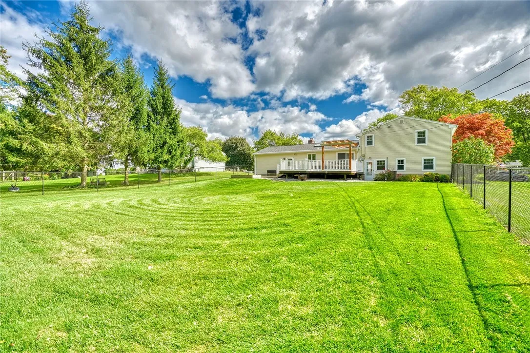 59 Arrowhead Lane, Penfield, New York 14526, Penfield, New York 14526, 4 Bedrooms Bedrooms, 8 Rooms Rooms,1 BathroomBathrooms,Residential,Closed,59 Arrowhead Lane, Penfield, New York 14526,0,R1636675