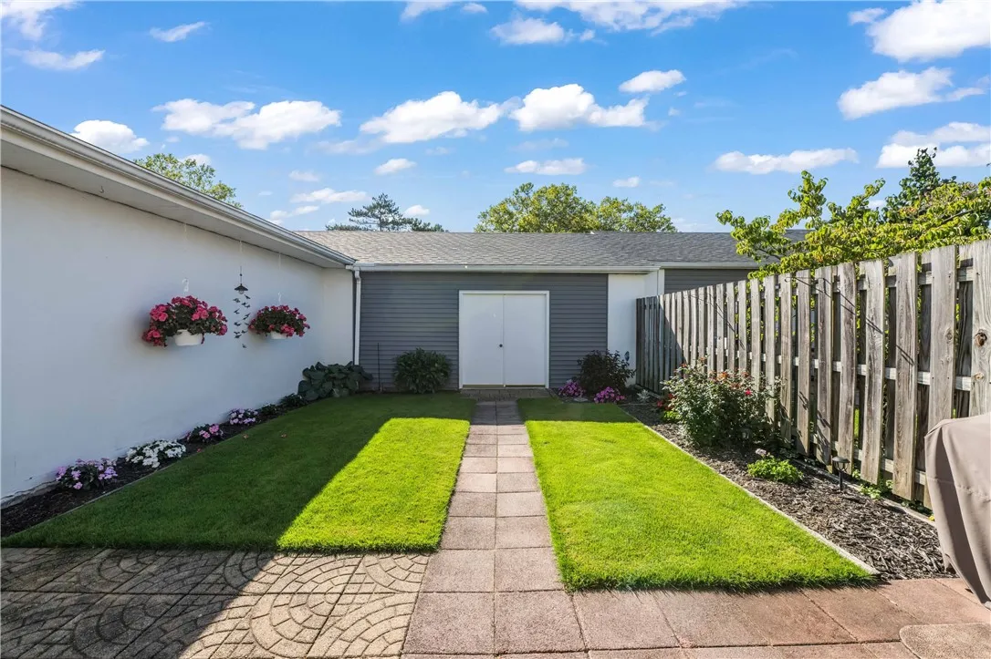 187 South Estate Drive, Webster, New York 14580, Webster, New York 14580, 3 Bedrooms Bedrooms, 7 Rooms Rooms,1 BathroomBathrooms,Residential,Closed,187 South Estate Drive, Webster, New York 14580,0,R1636680