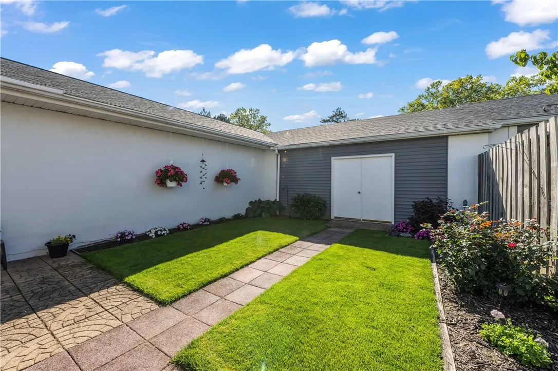 187 South Estate Drive, Webster, New York 14580, Webster, New York 14580, 3 Bedrooms Bedrooms, 7 Rooms Rooms,1 BathroomBathrooms,Residential,Closed,187 South Estate Drive, Webster, New York 14580,0,R1636680