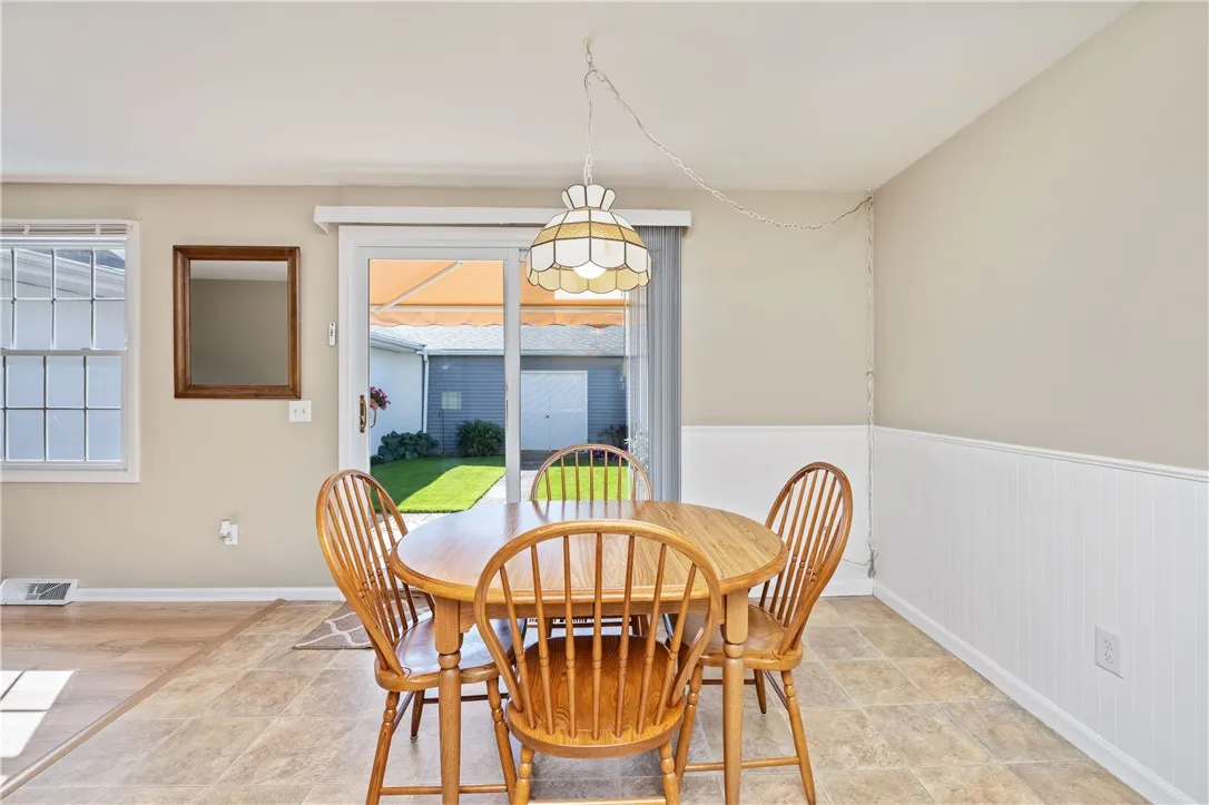 187 South Estate Drive, Webster, New York 14580, Webster, New York 14580, 3 Bedrooms Bedrooms, 7 Rooms Rooms,1 BathroomBathrooms,Residential,Closed,187 South Estate Drive, Webster, New York 14580,0,R1636680