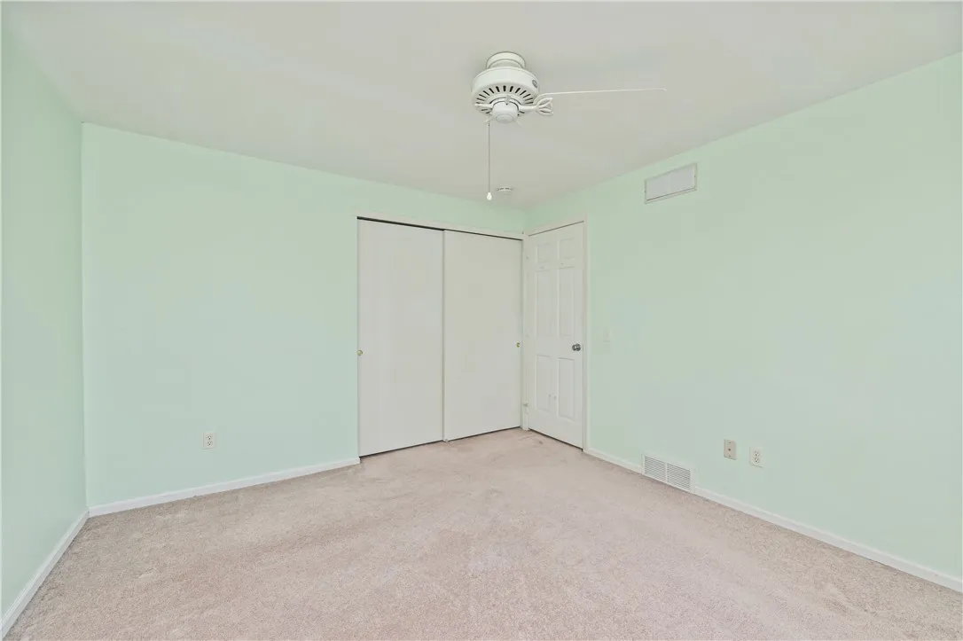 187 South Estate Drive, Webster, New York 14580, Webster, New York 14580, 3 Bedrooms Bedrooms, 7 Rooms Rooms,1 BathroomBathrooms,Residential,Closed,187 South Estate Drive, Webster, New York 14580,0,R1636680