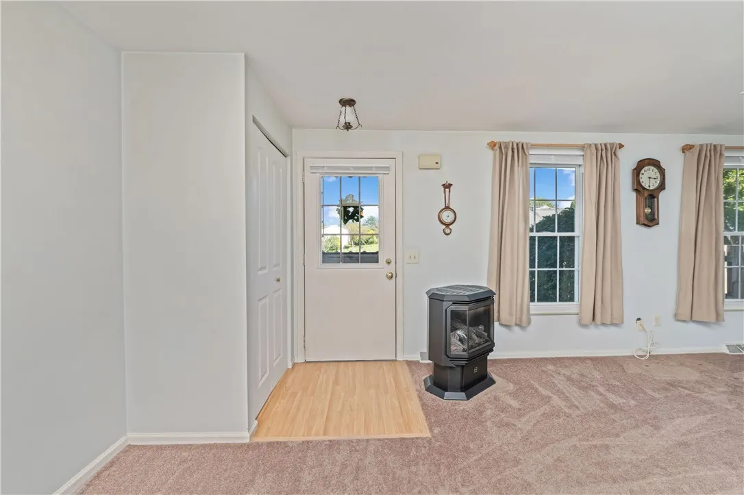 187 South Estate Drive, Webster, New York 14580, Webster, New York 14580, 3 Bedrooms Bedrooms, 7 Rooms Rooms,1 BathroomBathrooms,Residential,Closed,187 South Estate Drive, Webster, New York 14580,0,R1636680