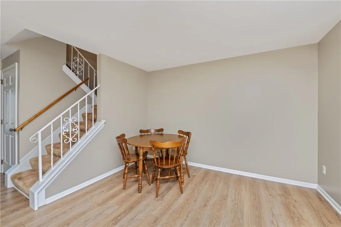 187 South Estate Drive, Webster, New York 14580, Webster, New York 14580, 3 Bedrooms Bedrooms, 7 Rooms Rooms,1 BathroomBathrooms,Residential,Closed,187 South Estate Drive, Webster, New York 14580,0,R1636680