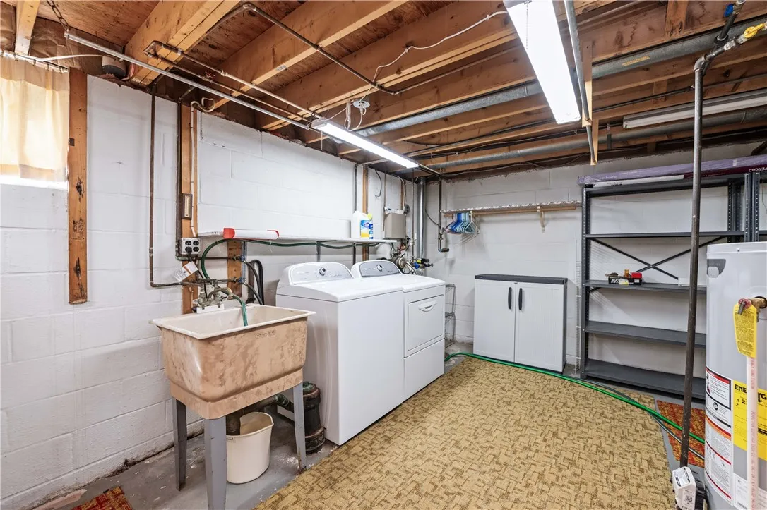 187 South Estate Drive, Webster, New York 14580, Webster, New York 14580, 3 Bedrooms Bedrooms, 7 Rooms Rooms,1 BathroomBathrooms,Residential,Closed,187 South Estate Drive, Webster, New York 14580,0,R1636680