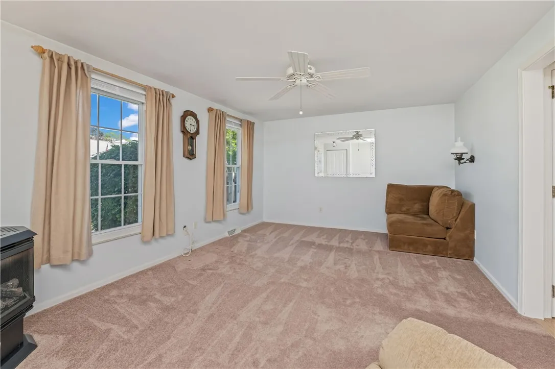 187 South Estate Drive, Webster, New York 14580, Webster, New York 14580, 3 Bedrooms Bedrooms, 7 Rooms Rooms,1 BathroomBathrooms,Residential,Closed,187 South Estate Drive, Webster, New York 14580,0,R1636680