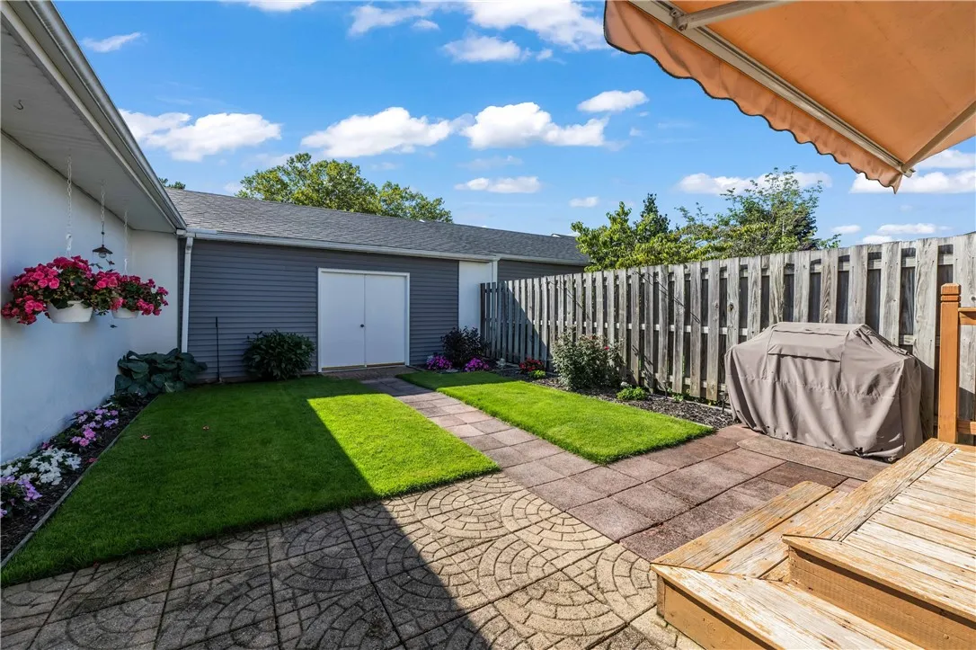 187 South Estate Drive, Webster, New York 14580, Webster, New York 14580, 3 Bedrooms Bedrooms, 7 Rooms Rooms,1 BathroomBathrooms,Residential,Closed,187 South Estate Drive, Webster, New York 14580,0,R1636680